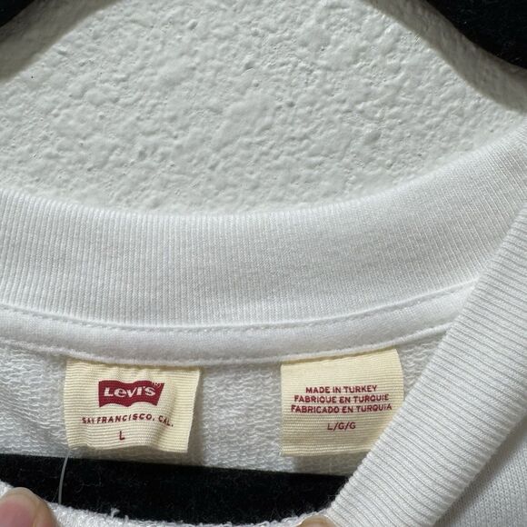 NEW Levi's Womens White Classic Logo Long Sleeve Crewneck Pullover Sweatshirt L - Picture 3 of 9